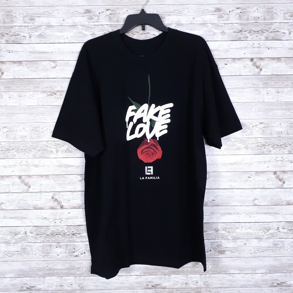 Familia Forever Mens Tee XL Fake Love Short Sleeved 604